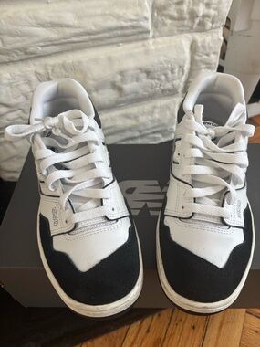 New Balance Kids Sneakers in White and Black